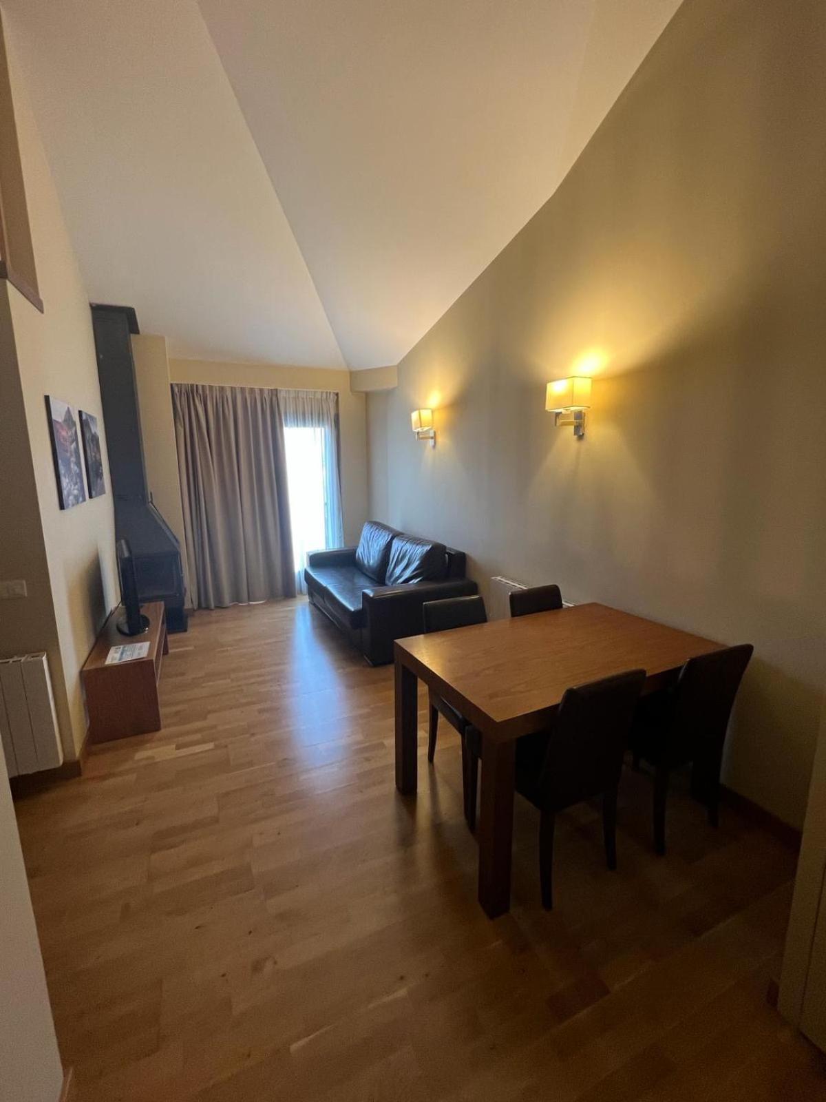 Residence Cerdanya Bourg-Madame Exterior photo